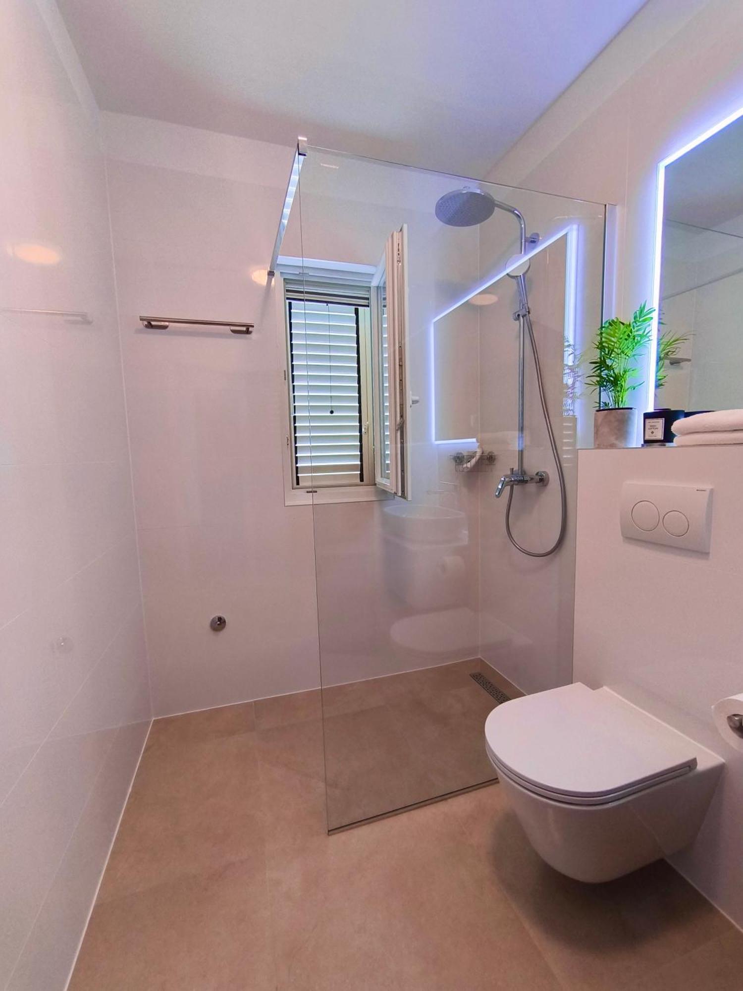 Apartmani Blagaic Maslinica Kültér fotó