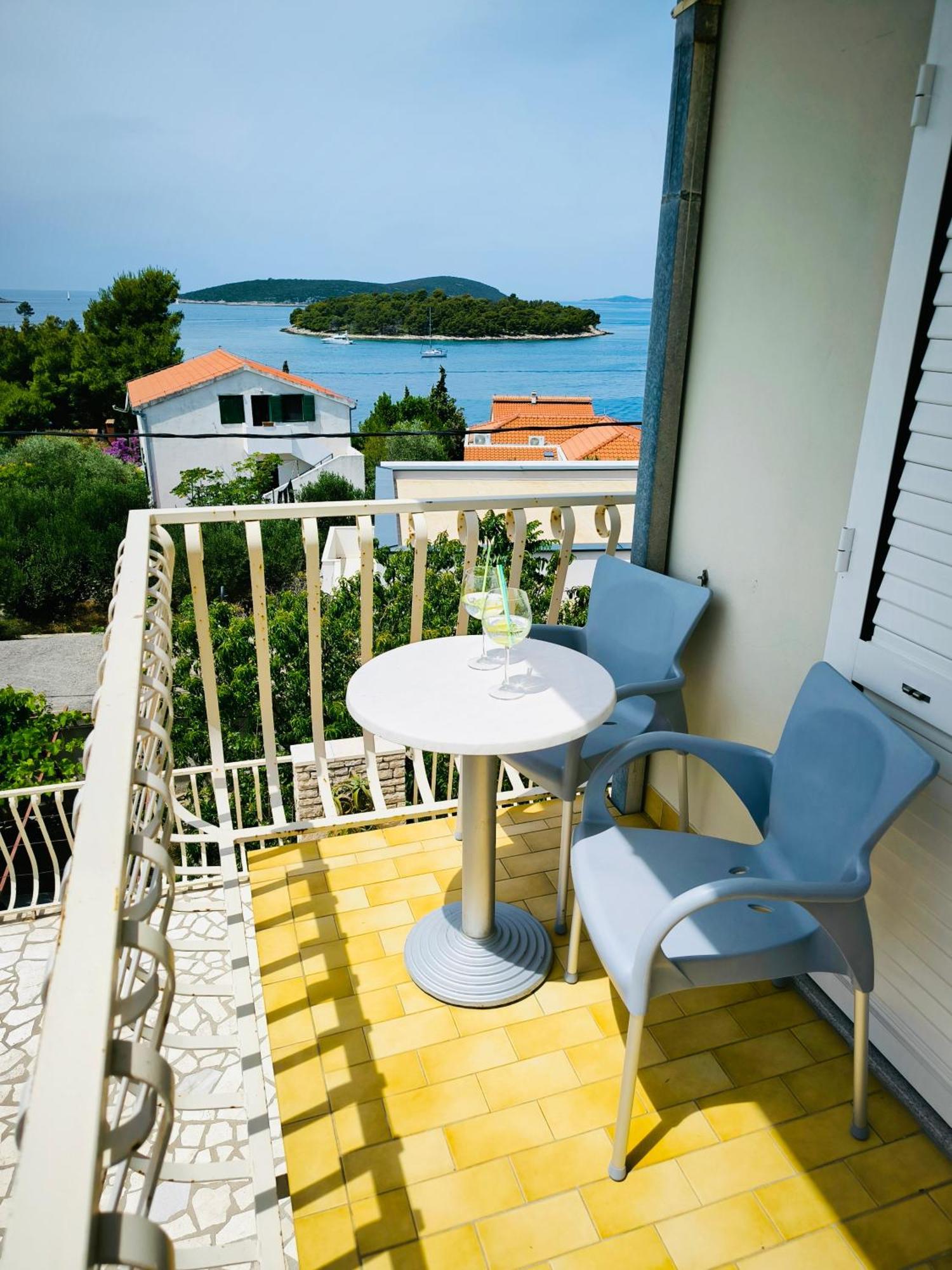 Apartmani Blagaic Maslinica Kültér fotó